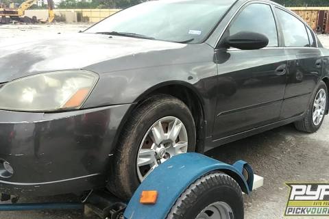Photo of 2005 Nissan Altima