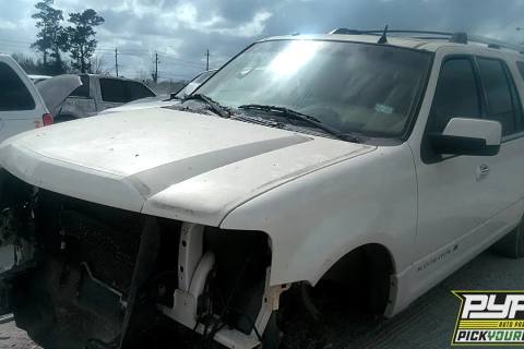 Photo of 2008 Lincoln Navigator