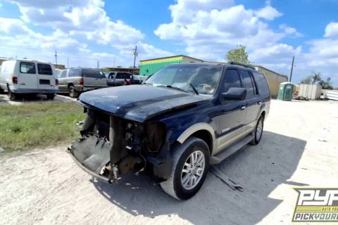 Photo of 2008 Ford Expedition
