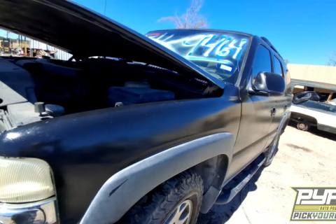 Photo of 2004 Chevrolet Tahoe