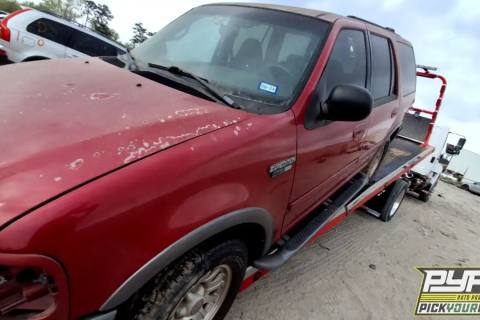 Photo of 2002 Ford Expedition