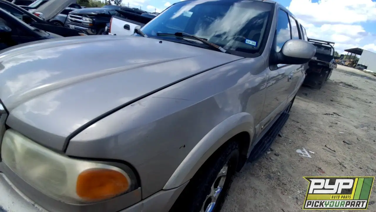 Photo of 2002 Lincoln Navigator
