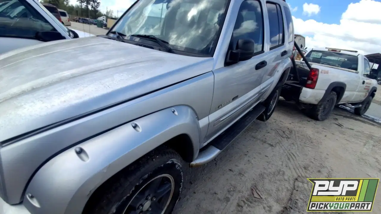 Photo of 2003 Jeep Liberty