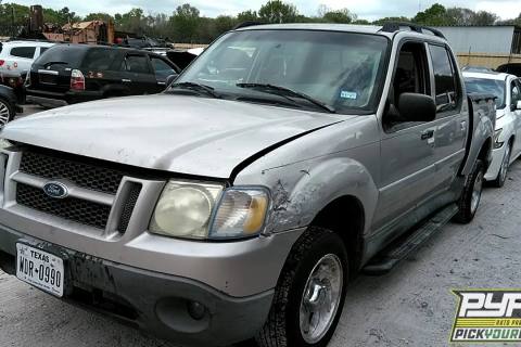 Photo of 2005 Ford Explorer Sport Trac