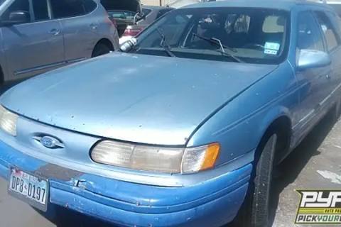 Photo of 1994 Ford Taurus