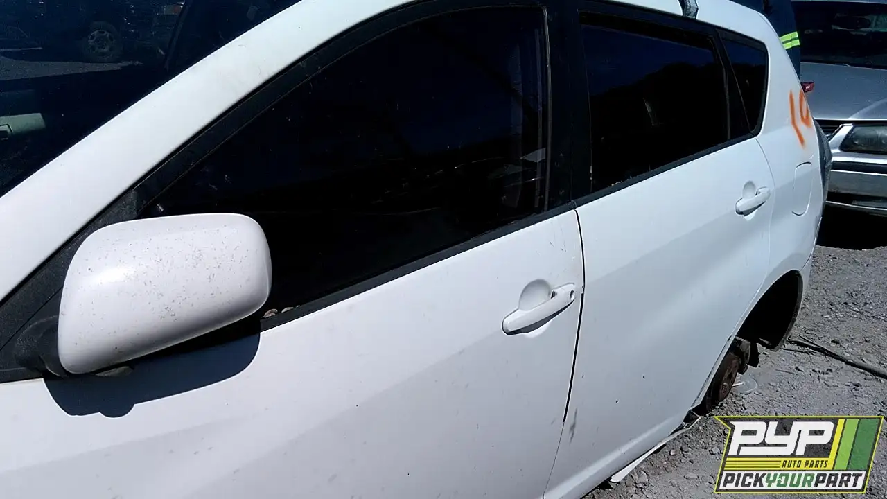 Photo of 2010 Pontiac Vibe