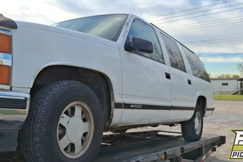 Photo of 1998 Chevrolet C1500 Suburban