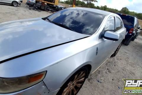 Photo of 2009 Lincoln Mks