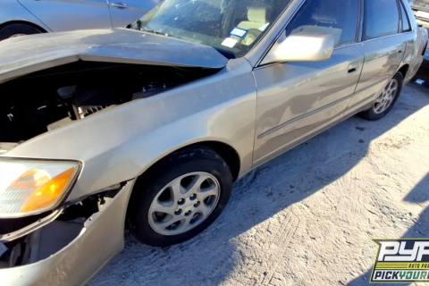 Photo of 2000 Toyota Avalon