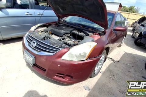 Photo of 2010 Nissan Altima