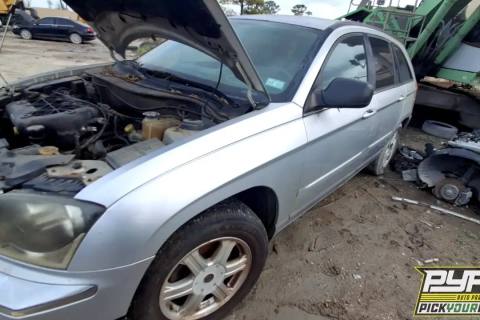 Photo of 2006 Chrysler Pacifica