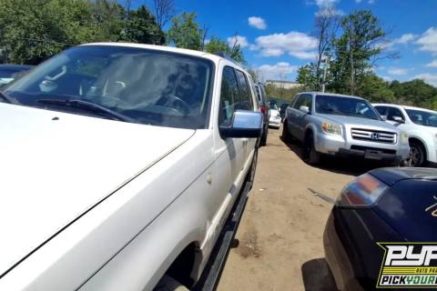 Photo of 2010 Mercury Mountaineer
