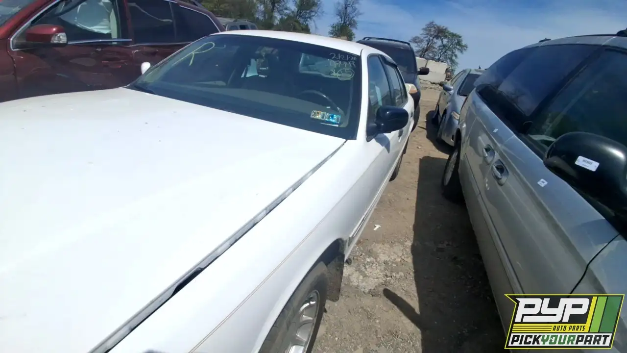 Photo of 2000 Ford Crown Victoria