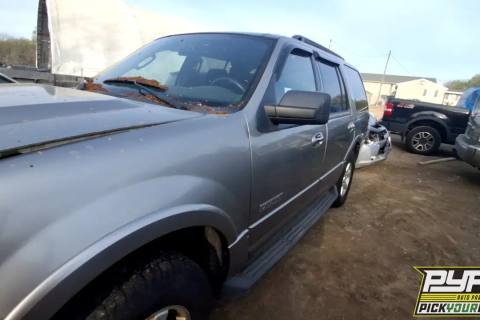 Photo of 2008 Ford Expedition