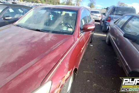 Photo of 2012 Hyundai Genesis