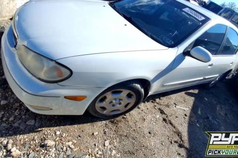 Photo of 2001 Infiniti I30