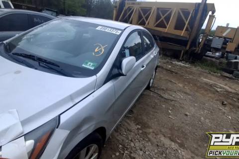 Photo of 2013 Hyundai Accent