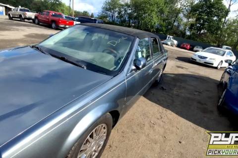 Photo of 2003 Cadillac Deville