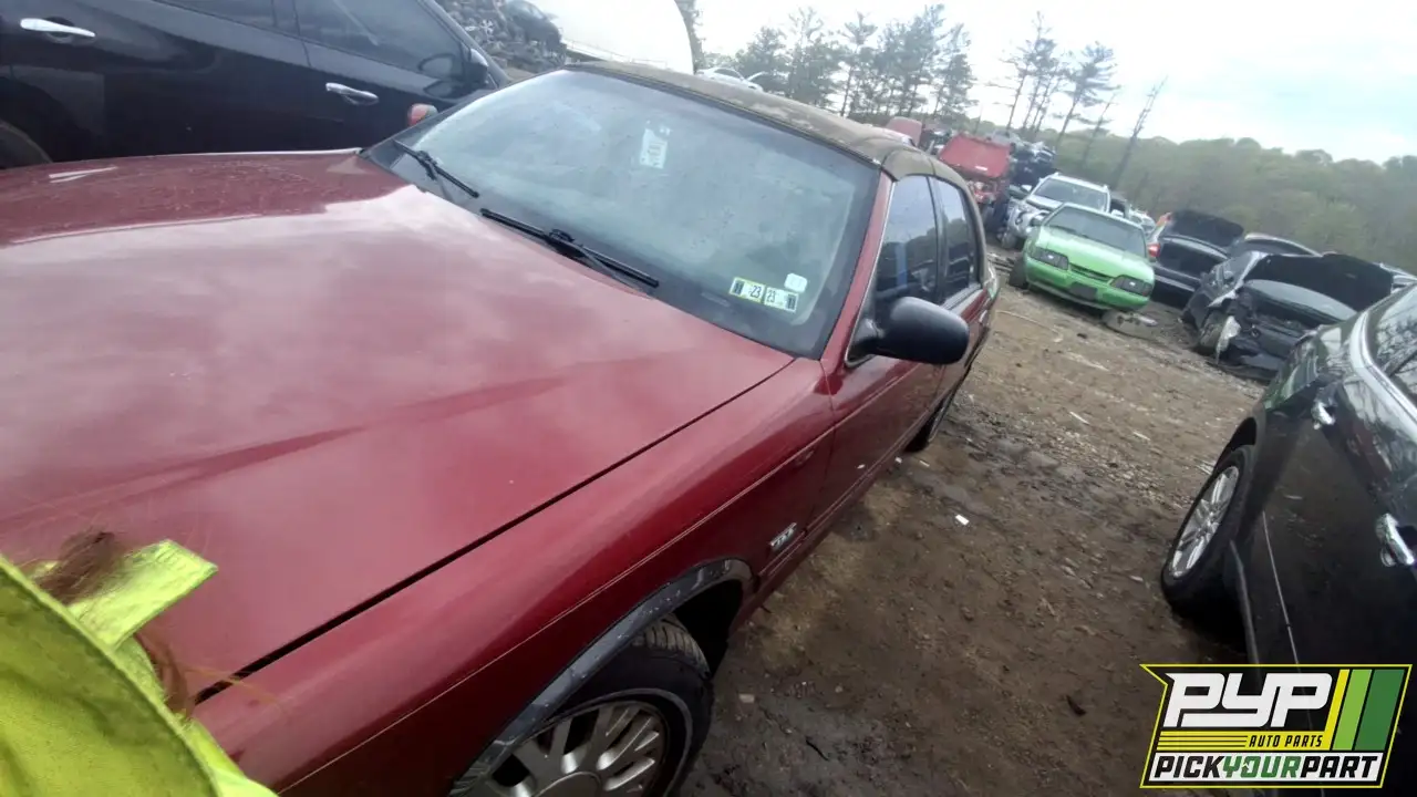 Photo of 2003 Ford Crown Victoria
