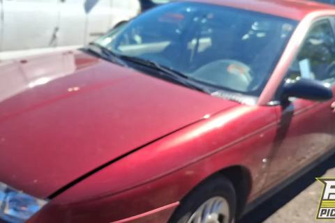 Photo of 1998 Saturn Sw2
