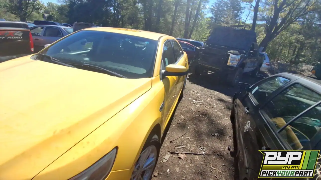 Photo of 2013 Ford Taurus