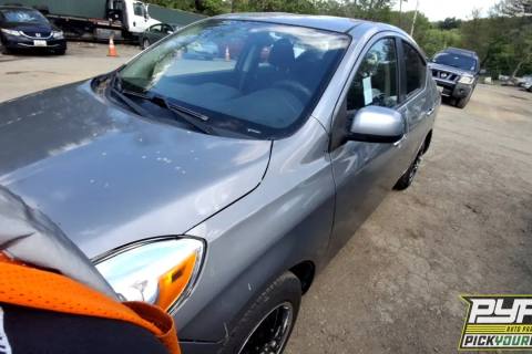 Photo of 2013 Nissan Versa