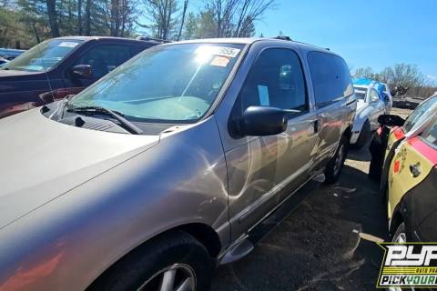 Photo of 2001 Nissan Quest