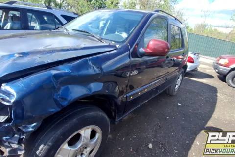 Photo of 2002 Mercedes-Benz Ml320