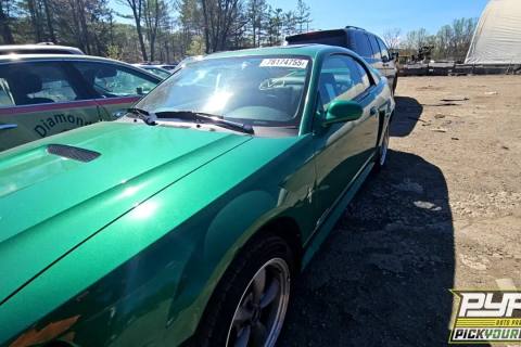 Photo of 2000 Ford Mustang