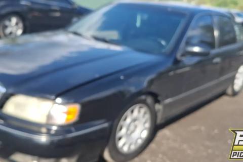 Photo of 1996 Infiniti I30