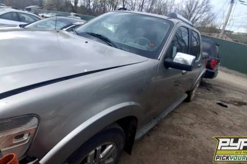 Photo of 2008 Ford Explorer Sport Trac