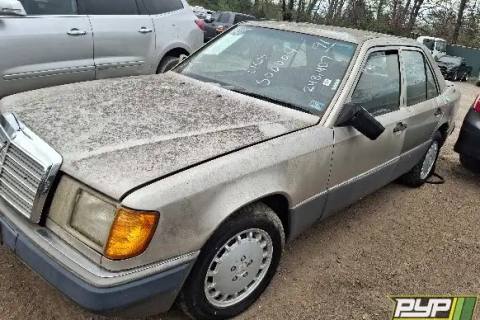 Photo of 1991 Mercedes-Benz 300E