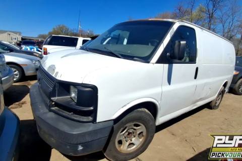 Photo of 2005 Chevrolet Express 1500