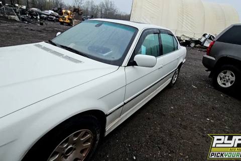 Photo of 2001 Bmw 740Il