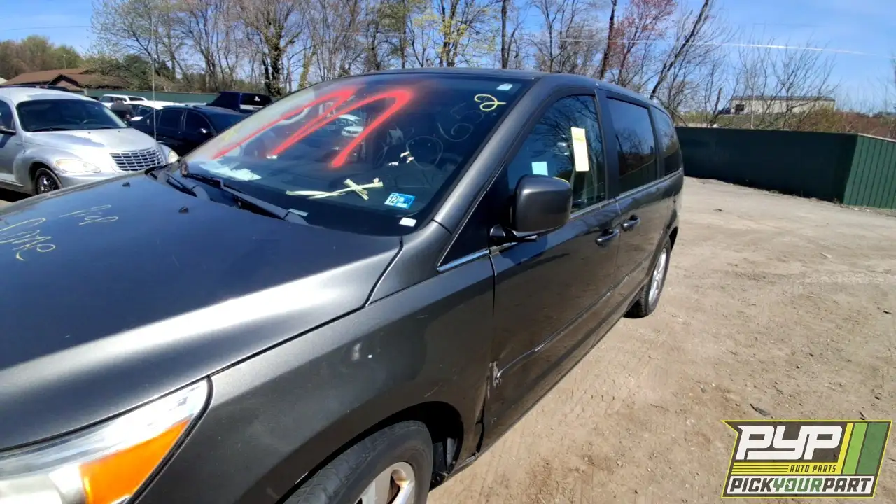 Photo of 2010 Volkswagen Routan