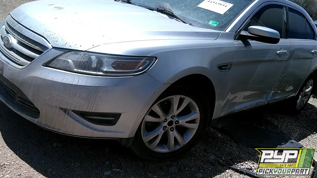 Photo of 2011 Ford Taurus