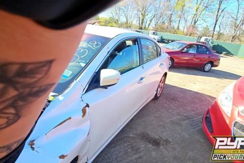 Photo of 2014 Nissan Altima