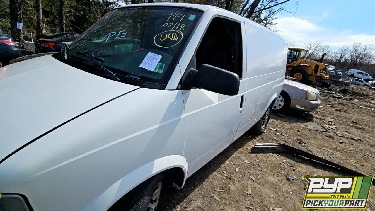 Photo of 2005 Gmc Safari