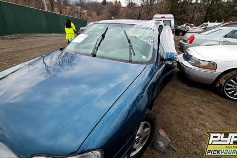 Photo of 2003 Chevrolet Malibu