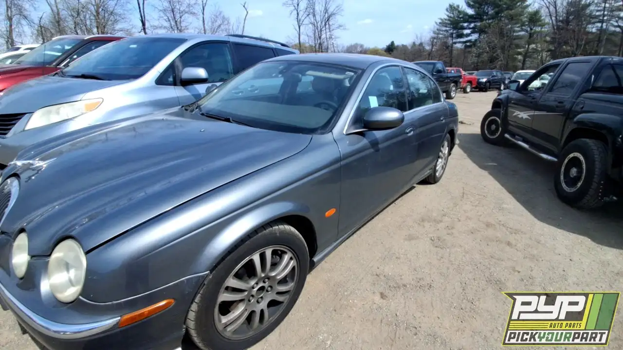 Photo of 2004 Jaguar S-Type