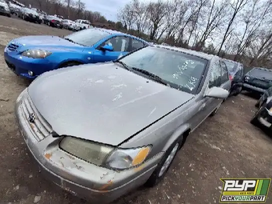 Photo of 1999 Toyota Camry
