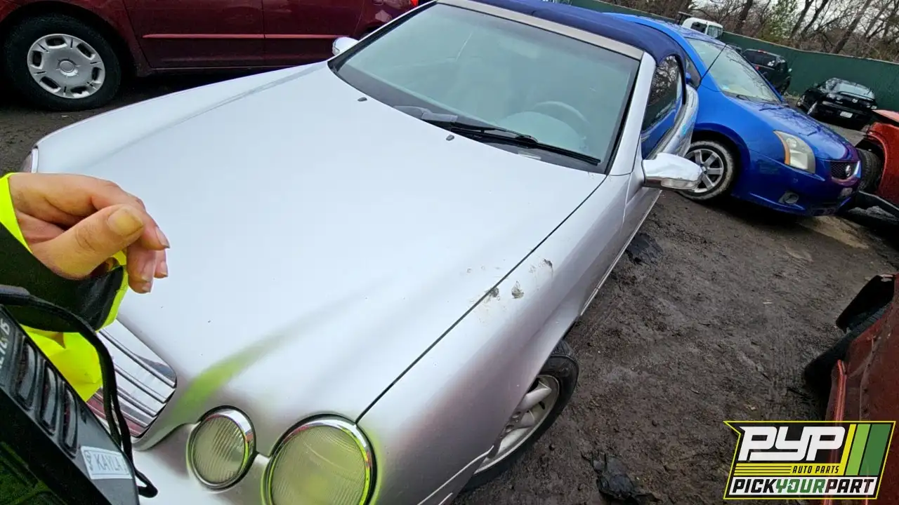 Photo of 2001 Mercedes-Benz Clk320