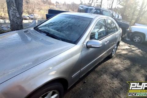 Photo of 2003 Mercedes-Benz C320