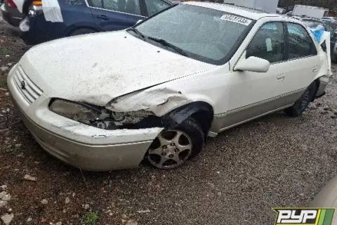 Photo of 1999 Toyota Camry