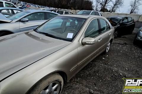 Photo of 2003 Mercedes-Benz C240