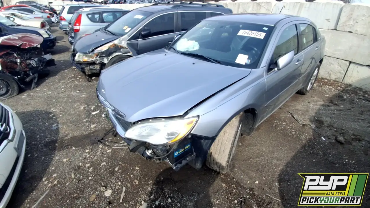 Photo of 2013 Chrysler 200