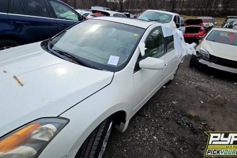 Photo of 2009 Nissan Altima