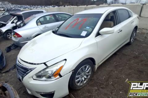 Photo of 2015 Nissan Altima