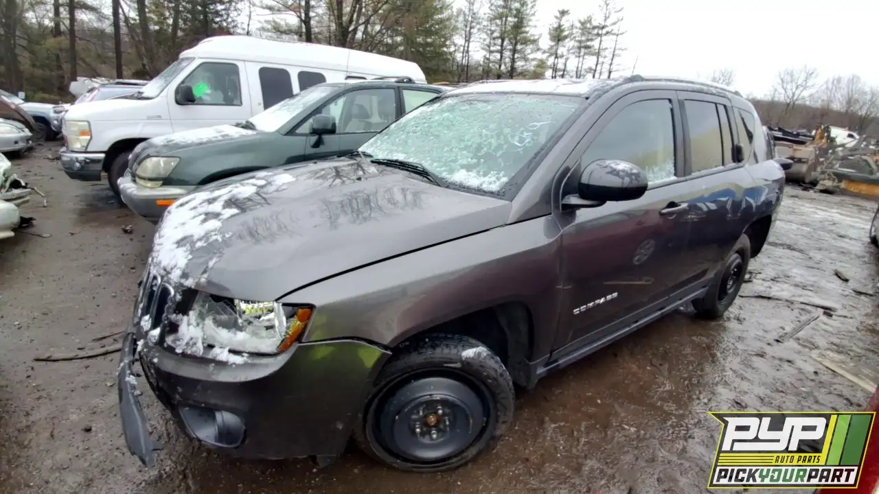 Photo of 2015 Jeep Compass