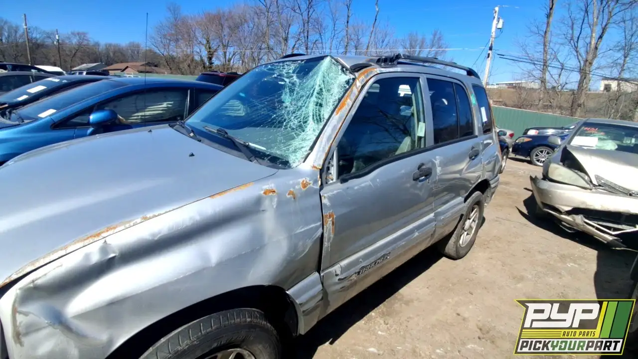 Photo of 2004 Chevrolet Tracker